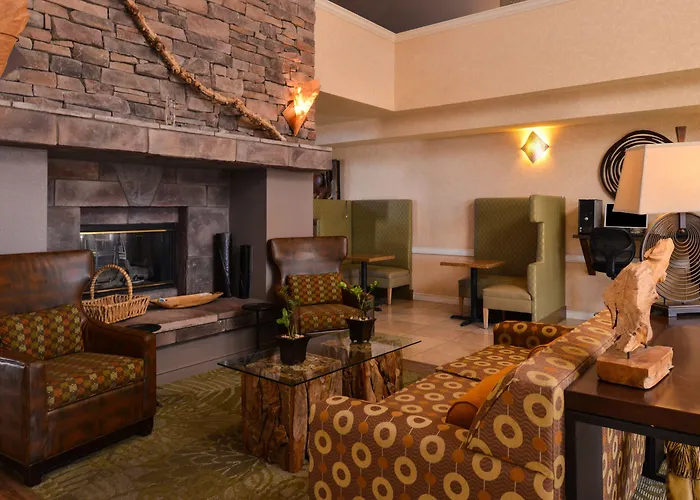 Hotel Howard Johnson By Wyndham University/phoenix 3*